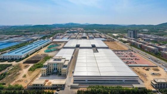 Costruzioni in acciaio di design versatile e adattabile per uso industriale e commerciale