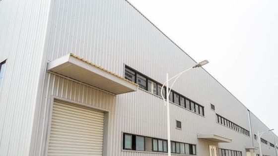 Edificio di struttura in acciaio facile da installare per laboratorio di magazzino personalizzato